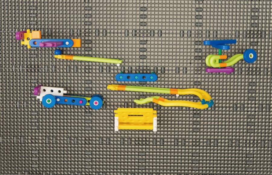 Обучающий набор Набор деталей для креативной панели. Трассы./ TRACK WALL, 3+