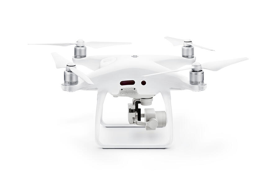 Квадрокоптер DJI Phantom 4 Pro Plus V2.0